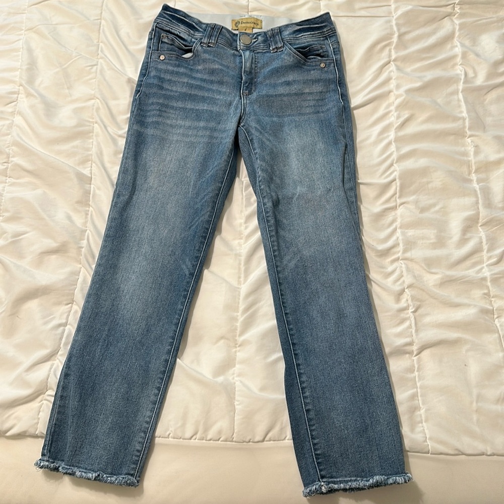 Democracy Jeans in size 4